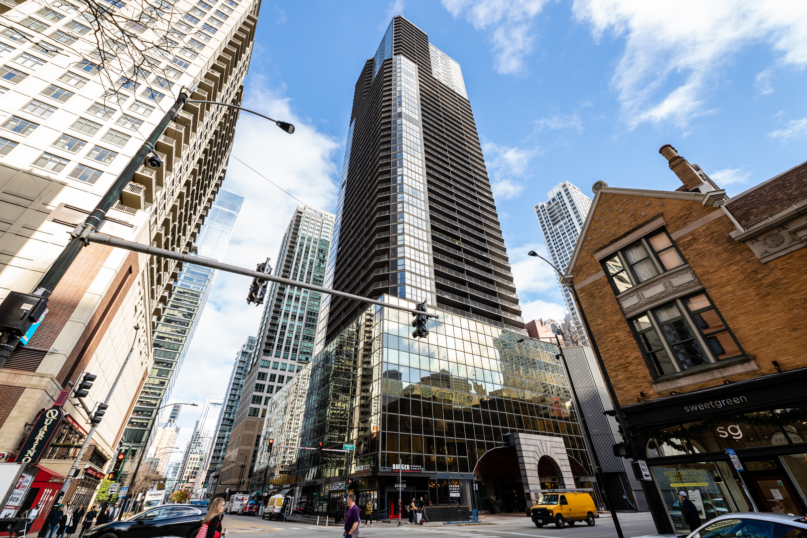 10 E Ontario Street Unit: S-602