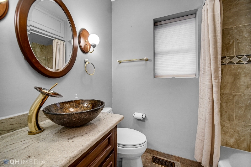 4632 N Virginia Avenue