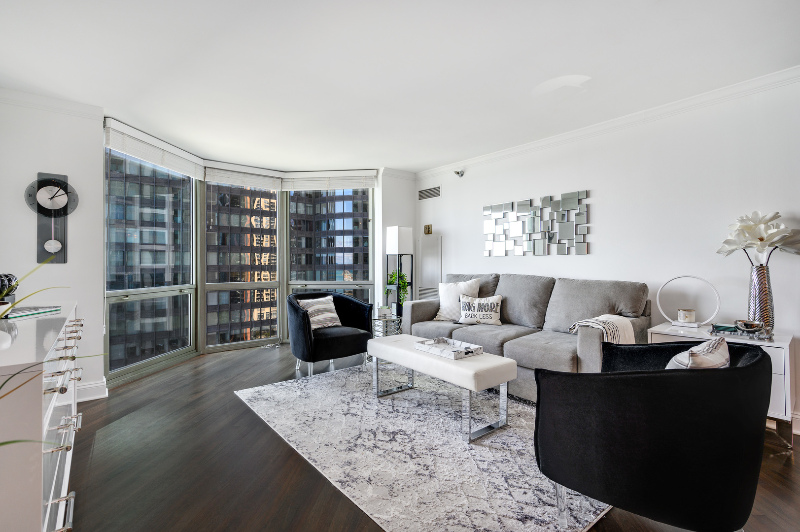 195 N HARBOR Drive Unit: 1504