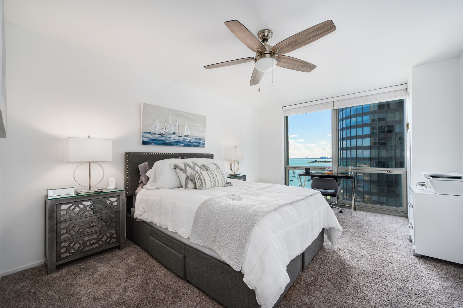 195 N HARBOR Drive Unit: 1504