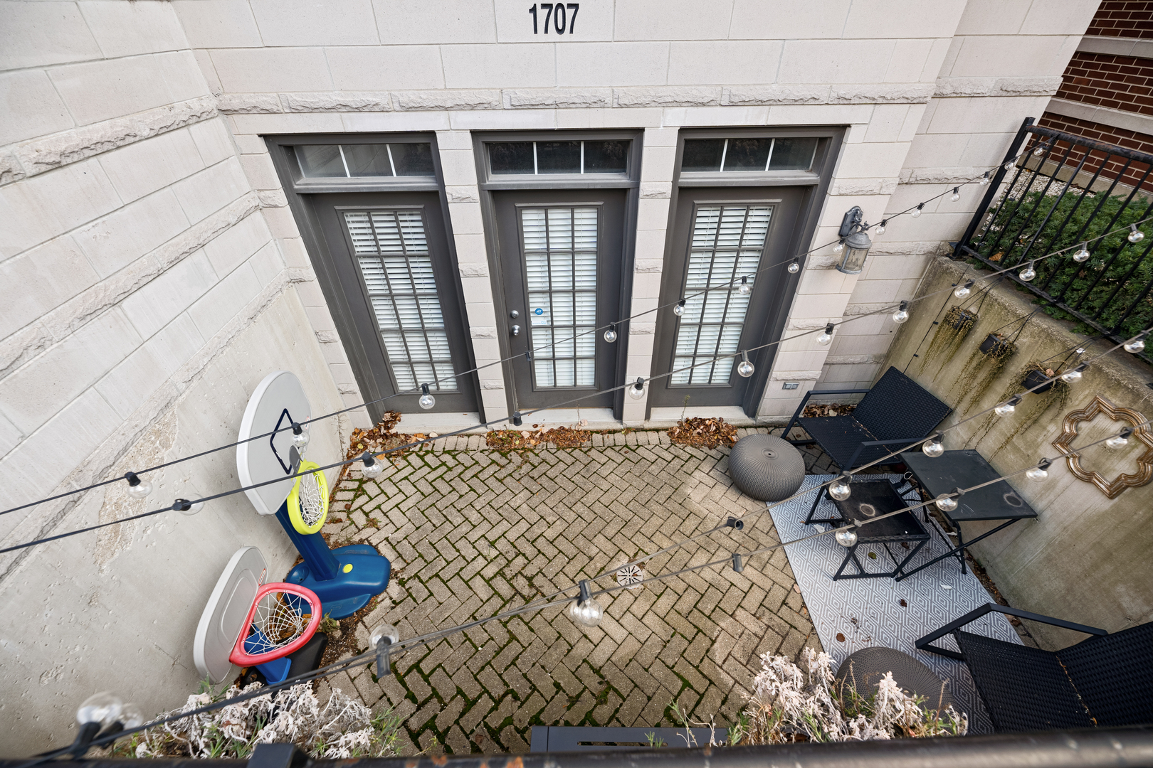 1707 N Larrabee Street Unit: 1S