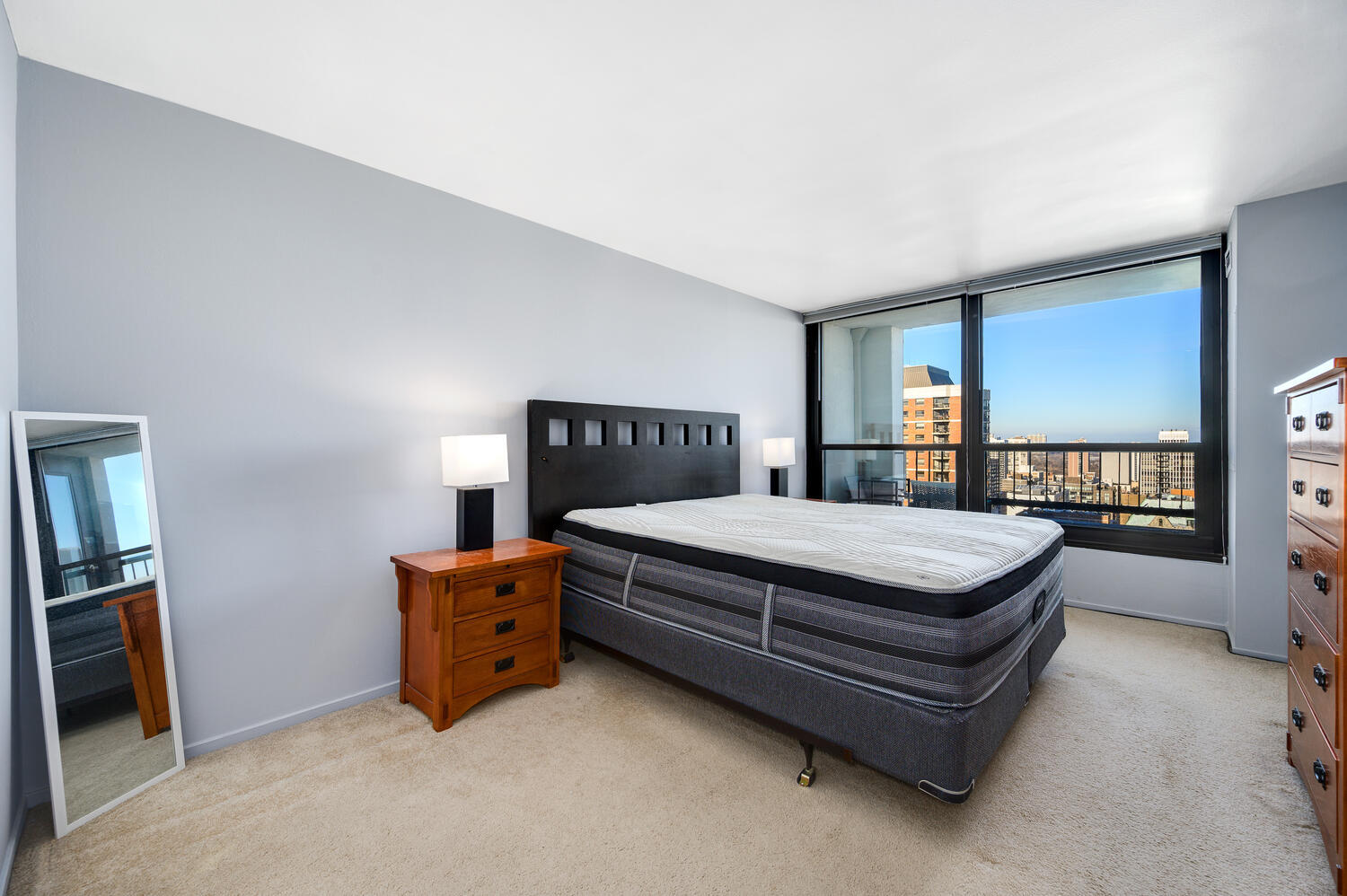 1030 N STATE Street Unit: 24C