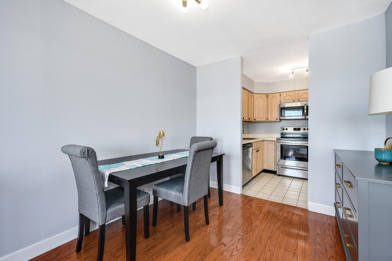1030 N STATE Street Unit: 24C