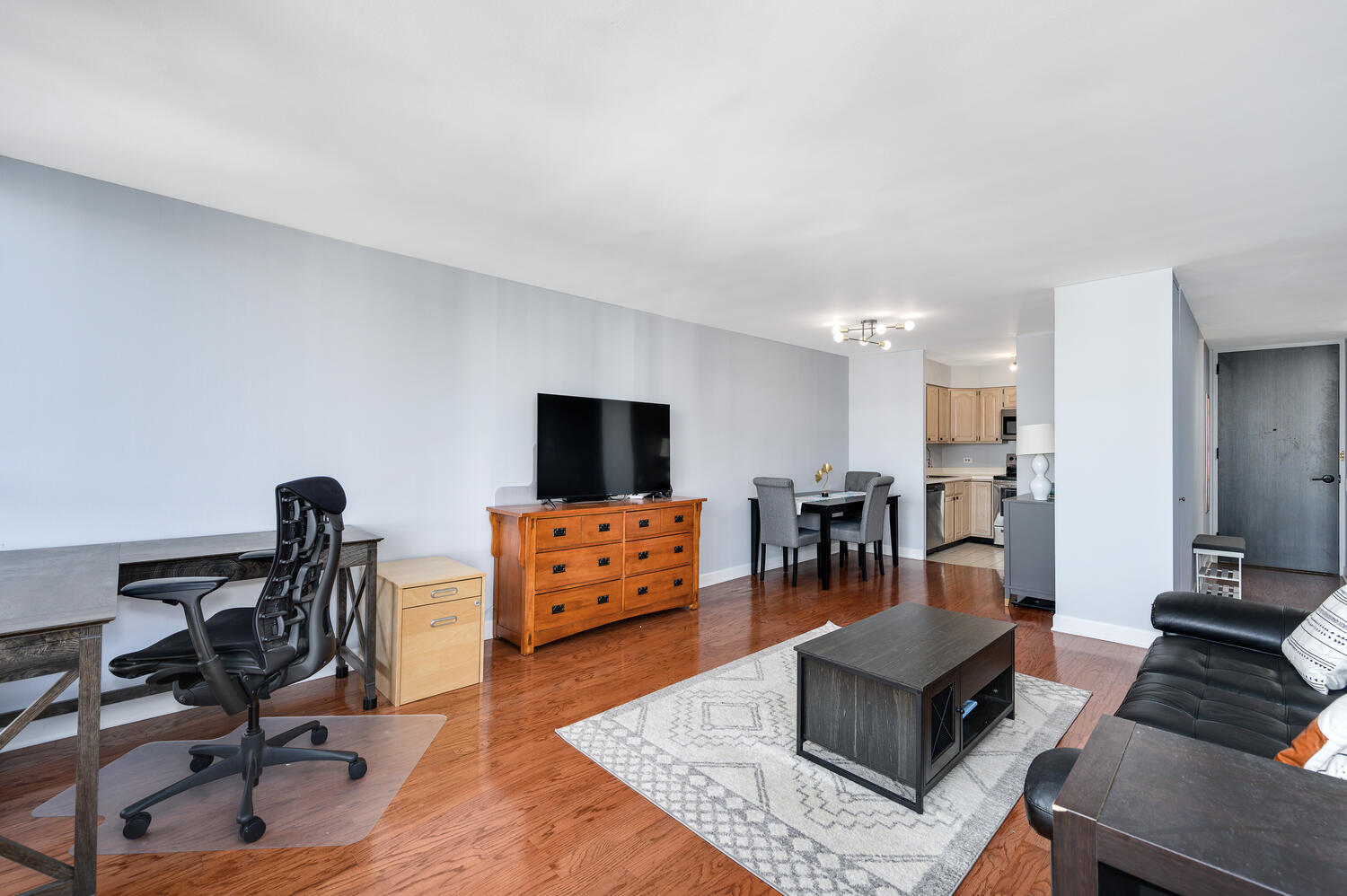 1030 N STATE Street Unit: 24C