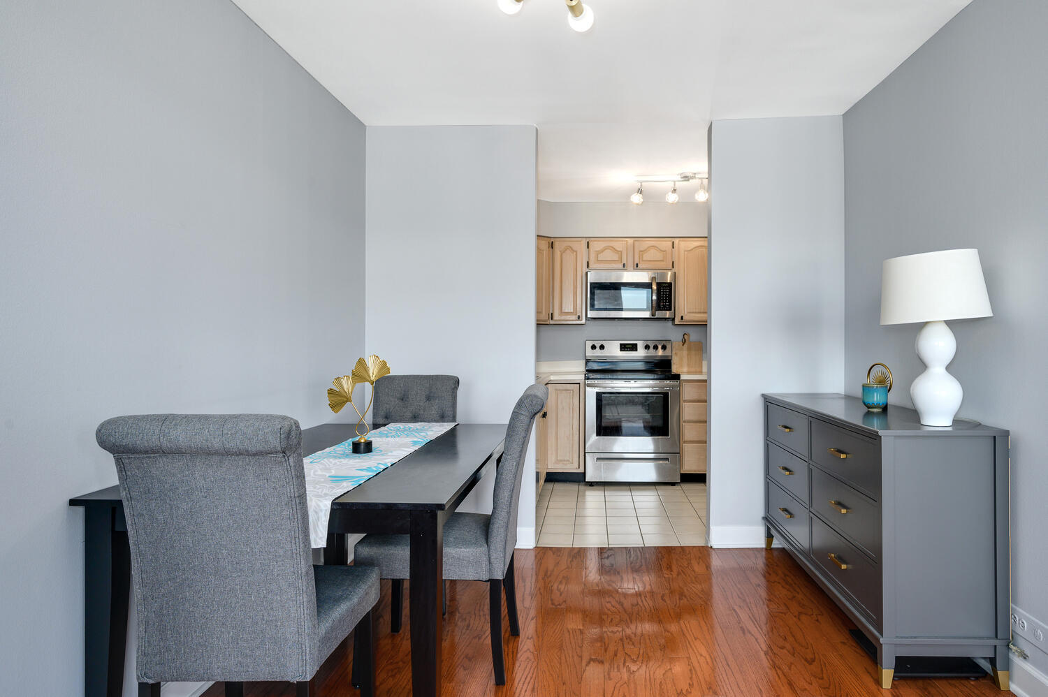 1030 N STATE Street Unit: 24C