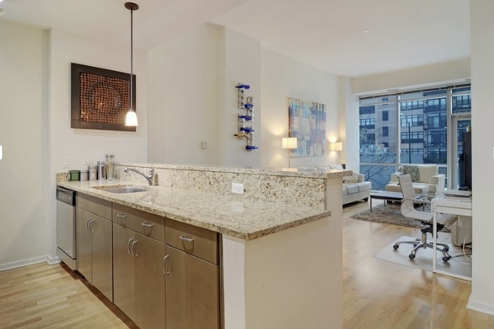 125 S Green Street Unit: 210A