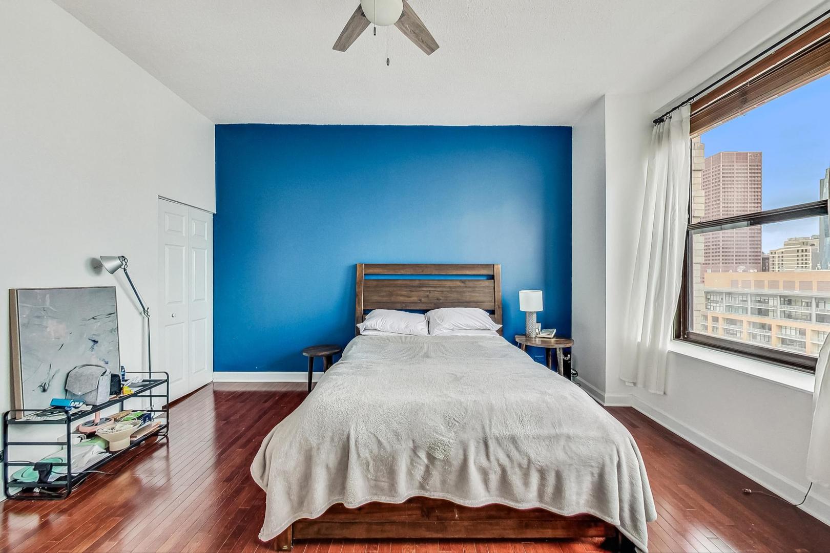 600 S Dearborn Street Unit: 1804