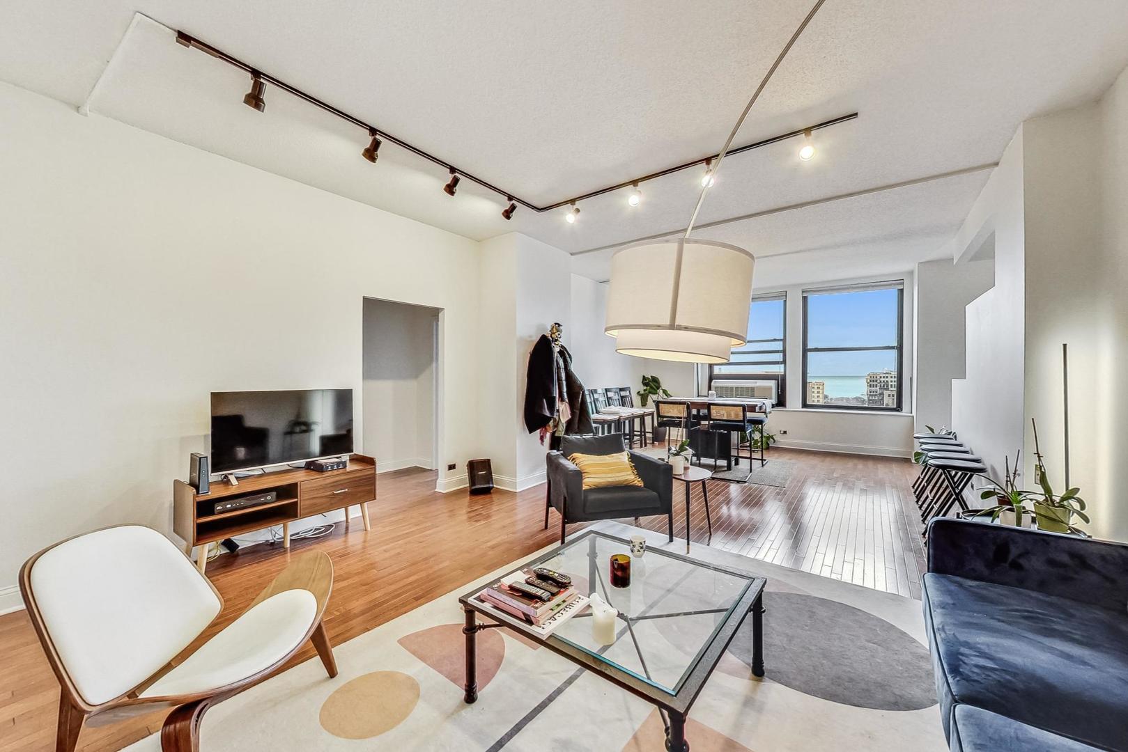 600 S Dearborn Street Unit: 1804