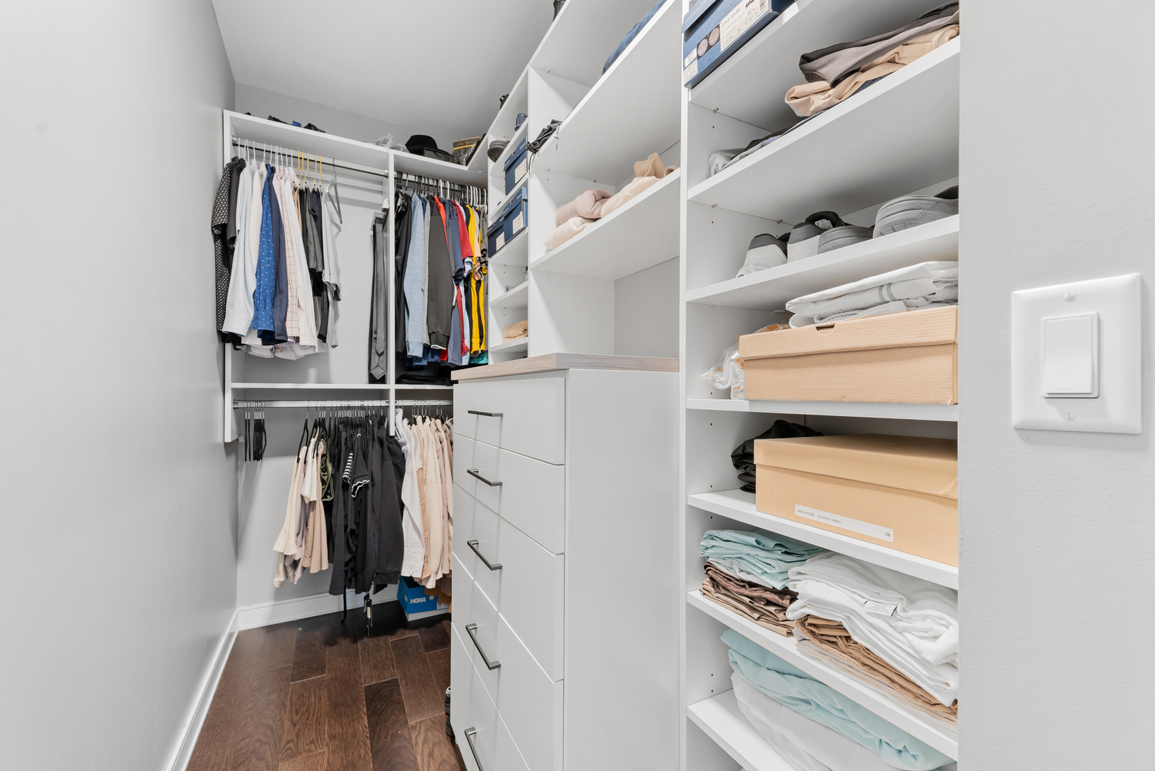 1720 S Prairie Avenue Unit: 4