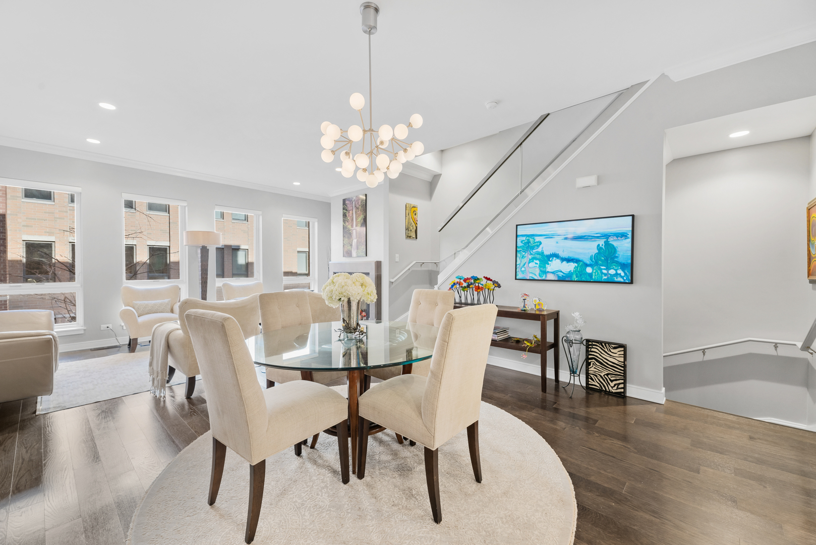 1720 S Prairie Avenue Unit: 4