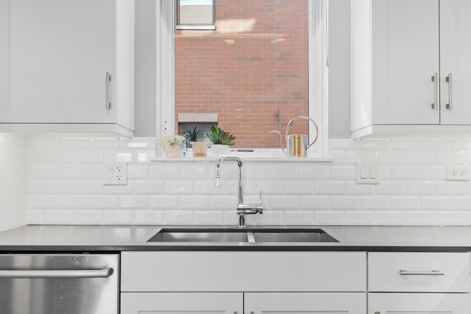 1720 S Prairie Avenue Unit: 4