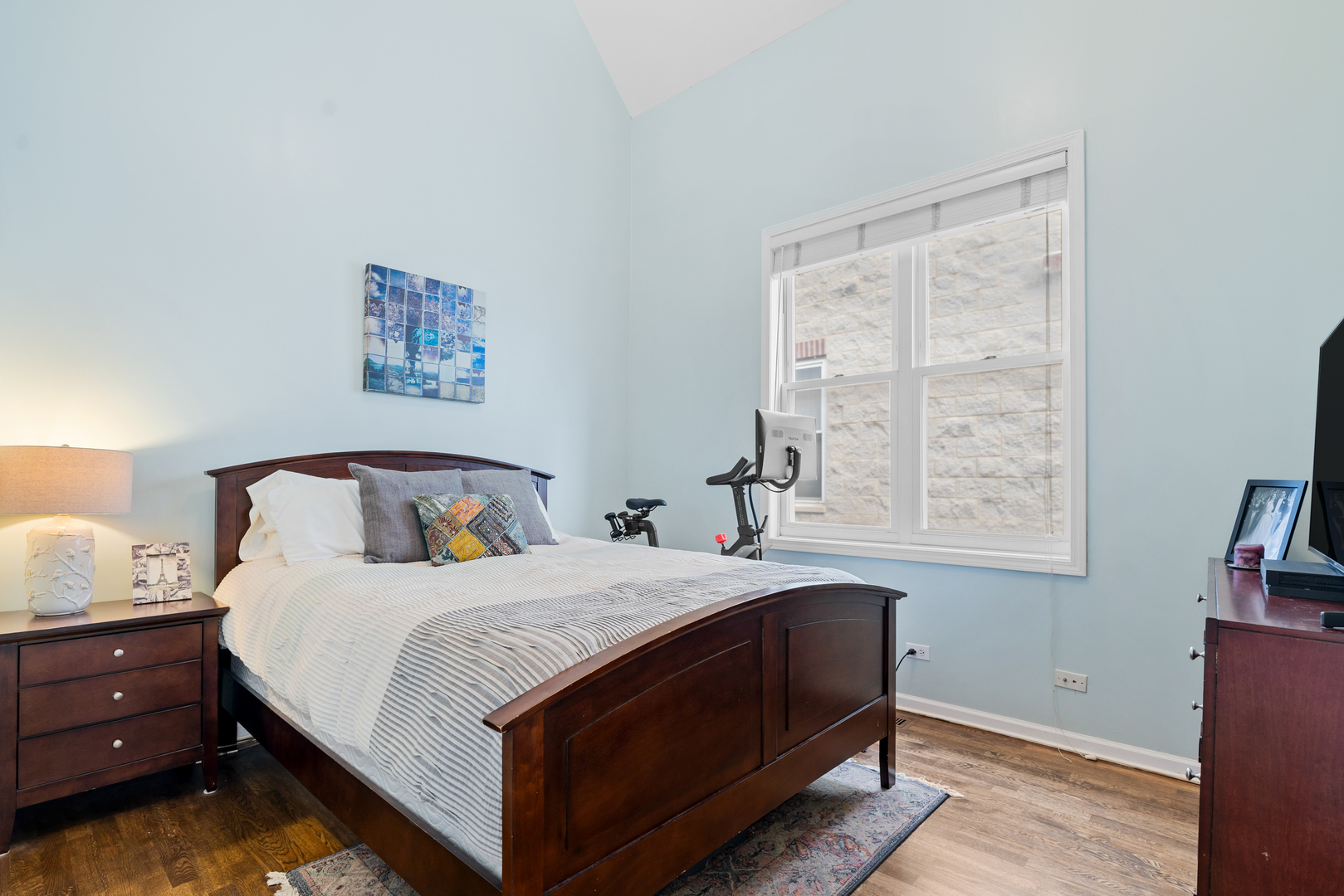 2123 W Rice Street Unit: 4