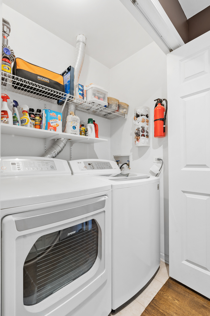 2123 W Rice Street Unit: 4