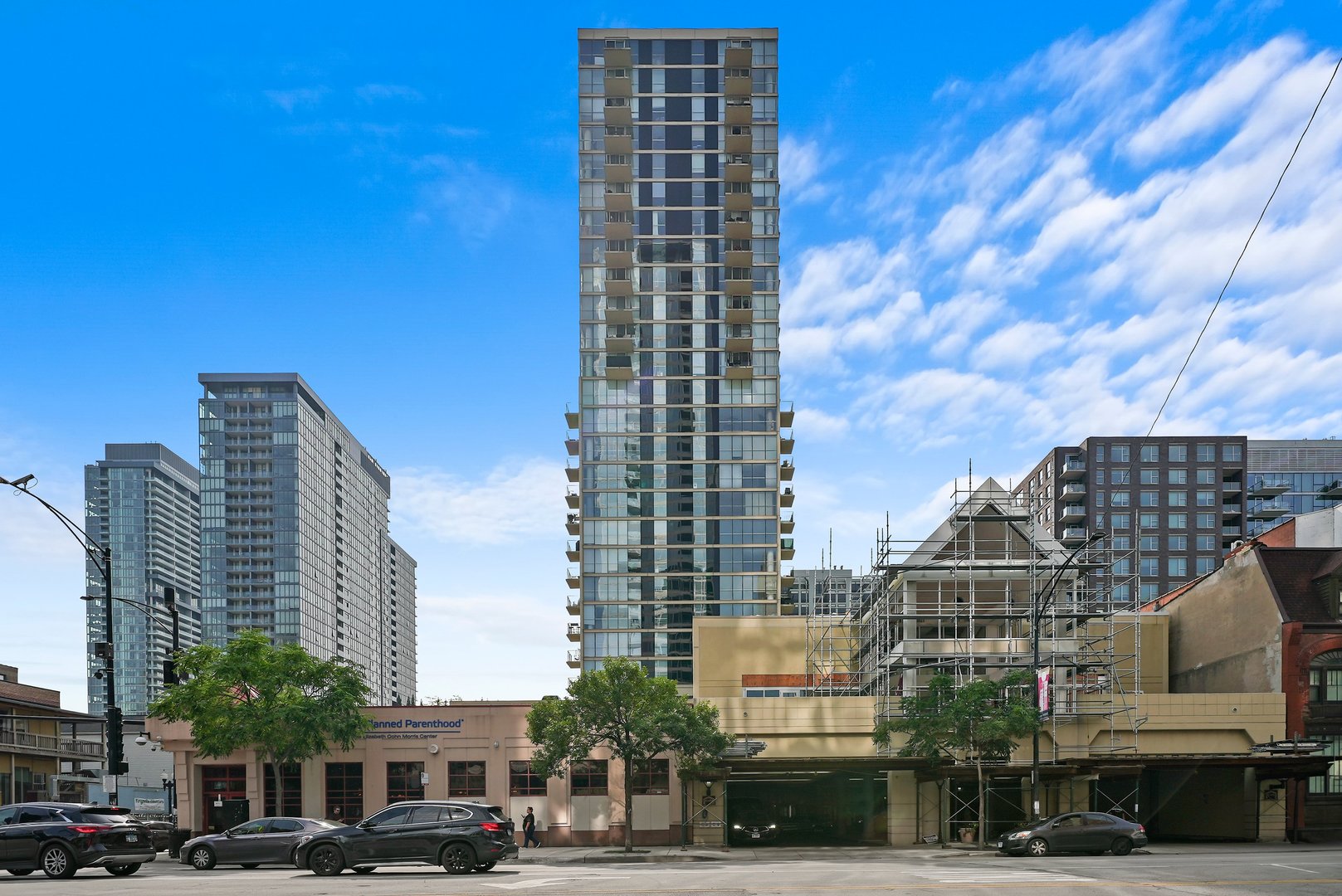 1212 N La Salle Drive Unit: 1401