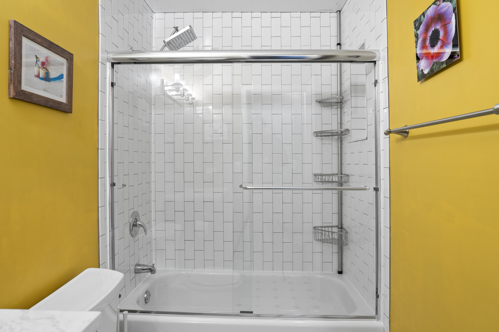 1212 N La Salle Drive Unit: 1401