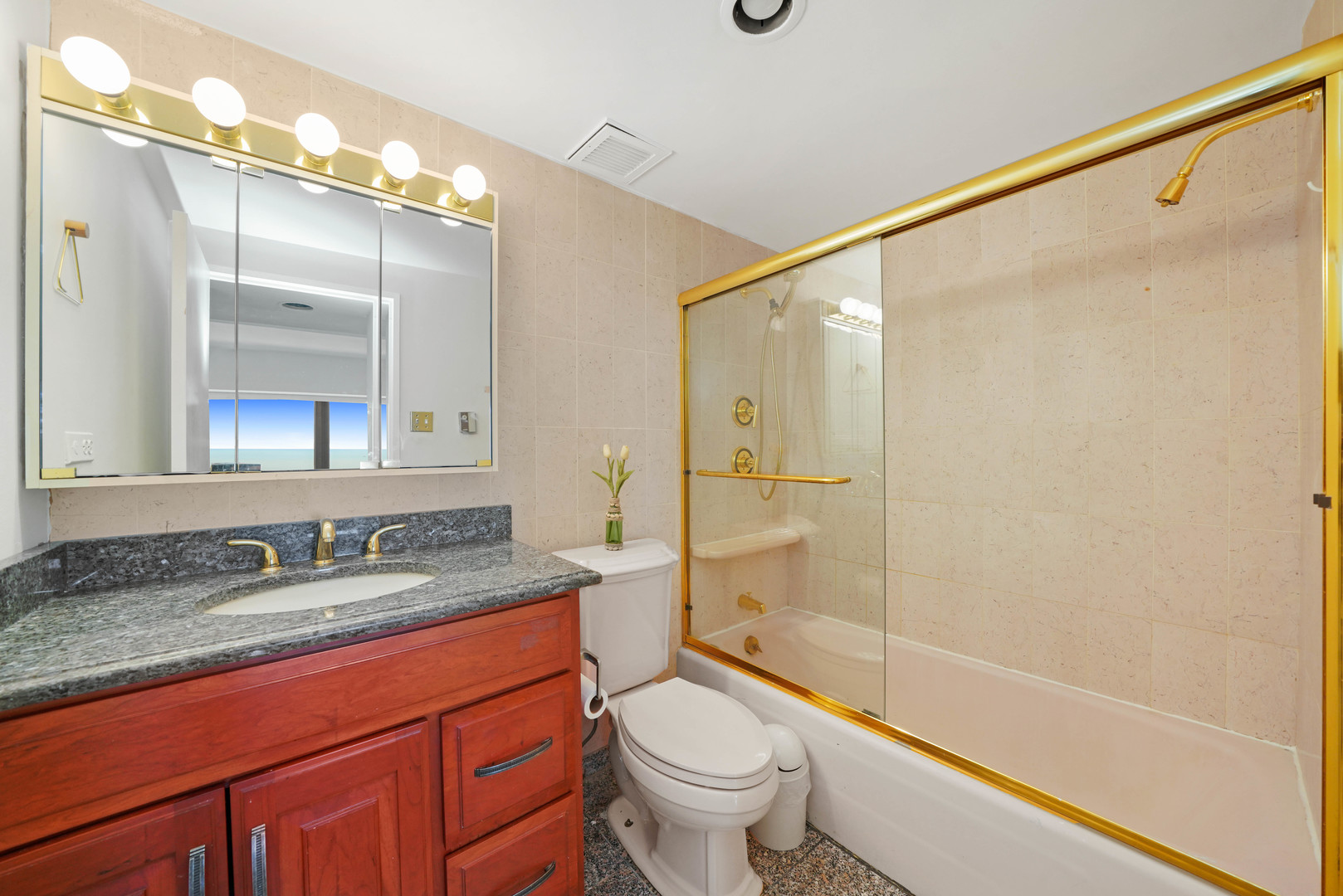 175 E DELAWARE Place Unit: 5712