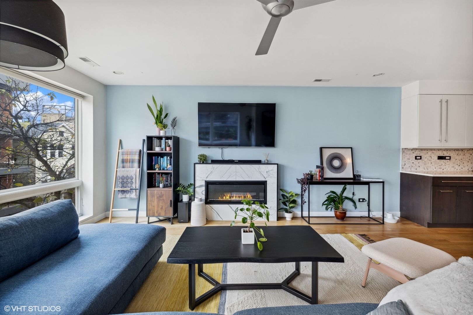 1545 W Fry Street Unit: 2