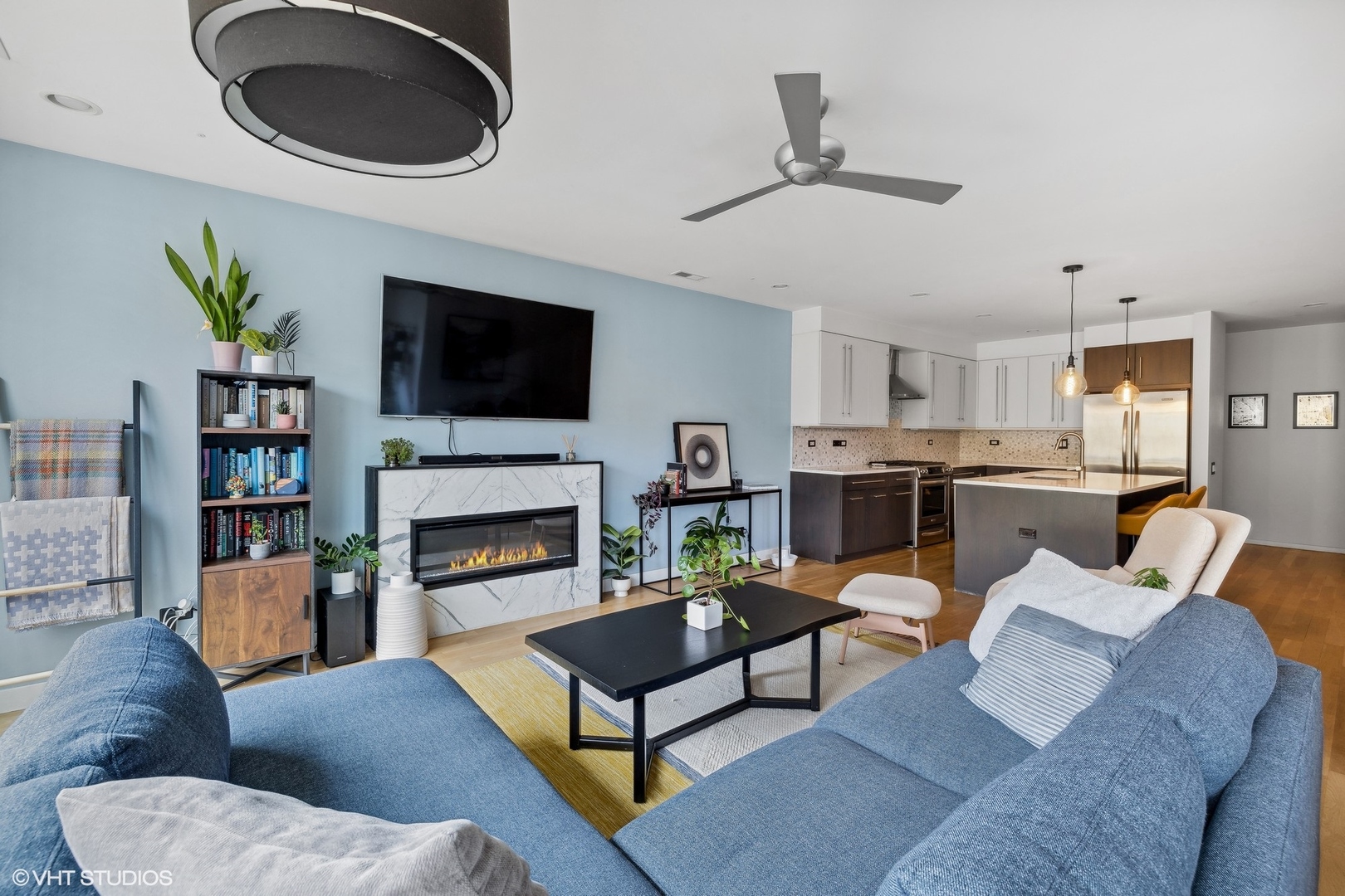 1545 W Fry Street Unit: 2