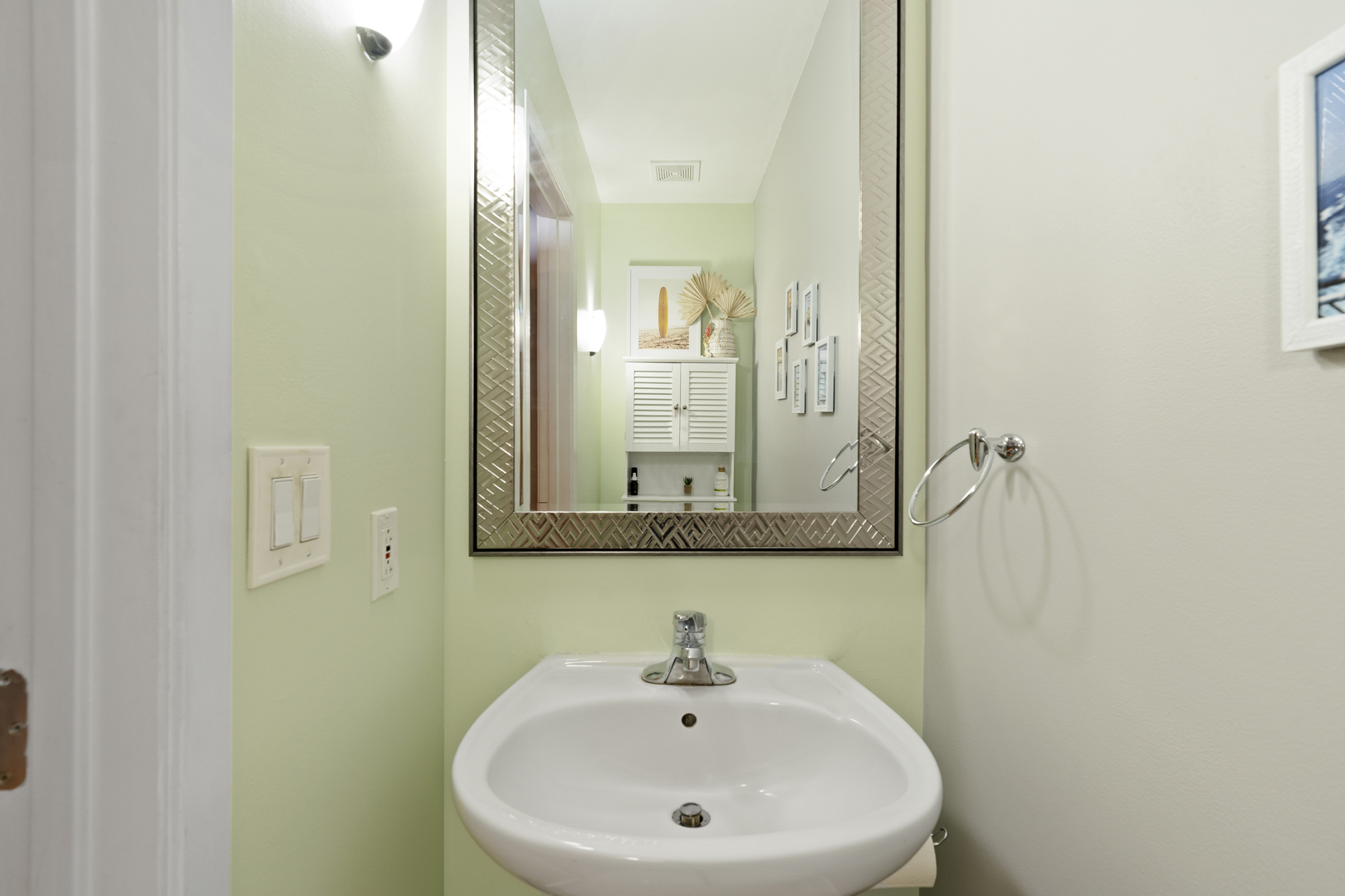 1751 N Western Avenue Unit: 307