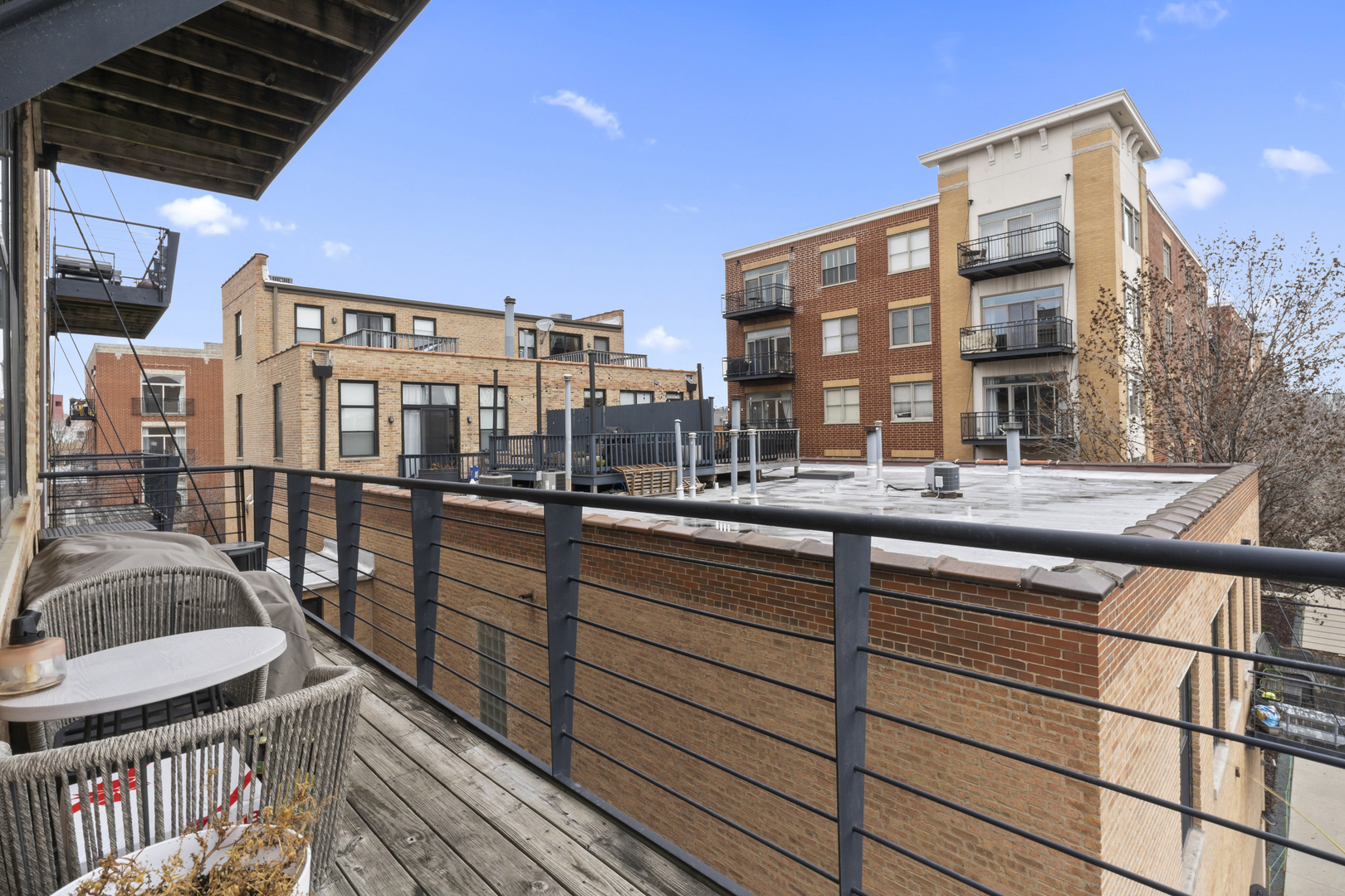 1751 N Western Avenue Unit: 307