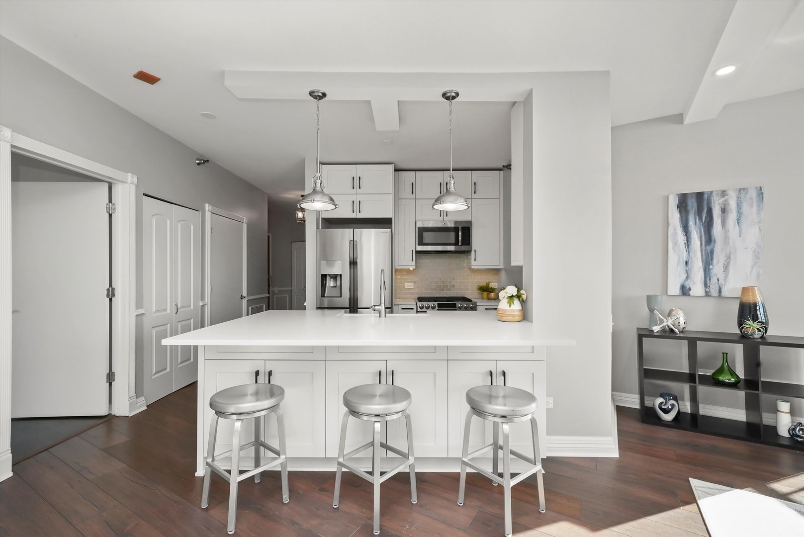 600 N KINGSBURY Street Unit: 1510