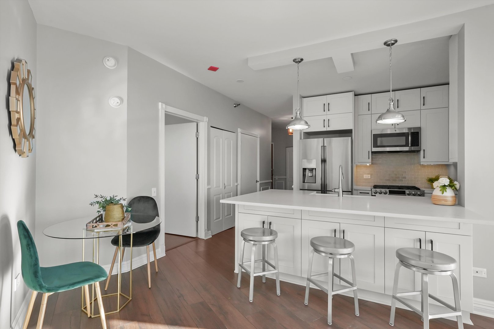 600 N KINGSBURY Street Unit: 1510