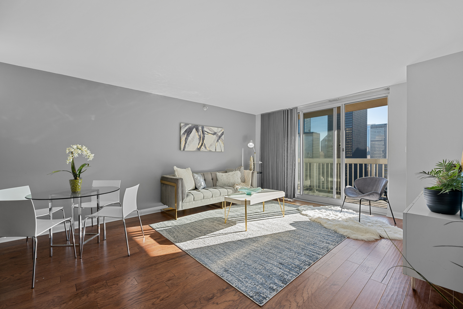 545 N Dearborn Street Unit: 2808