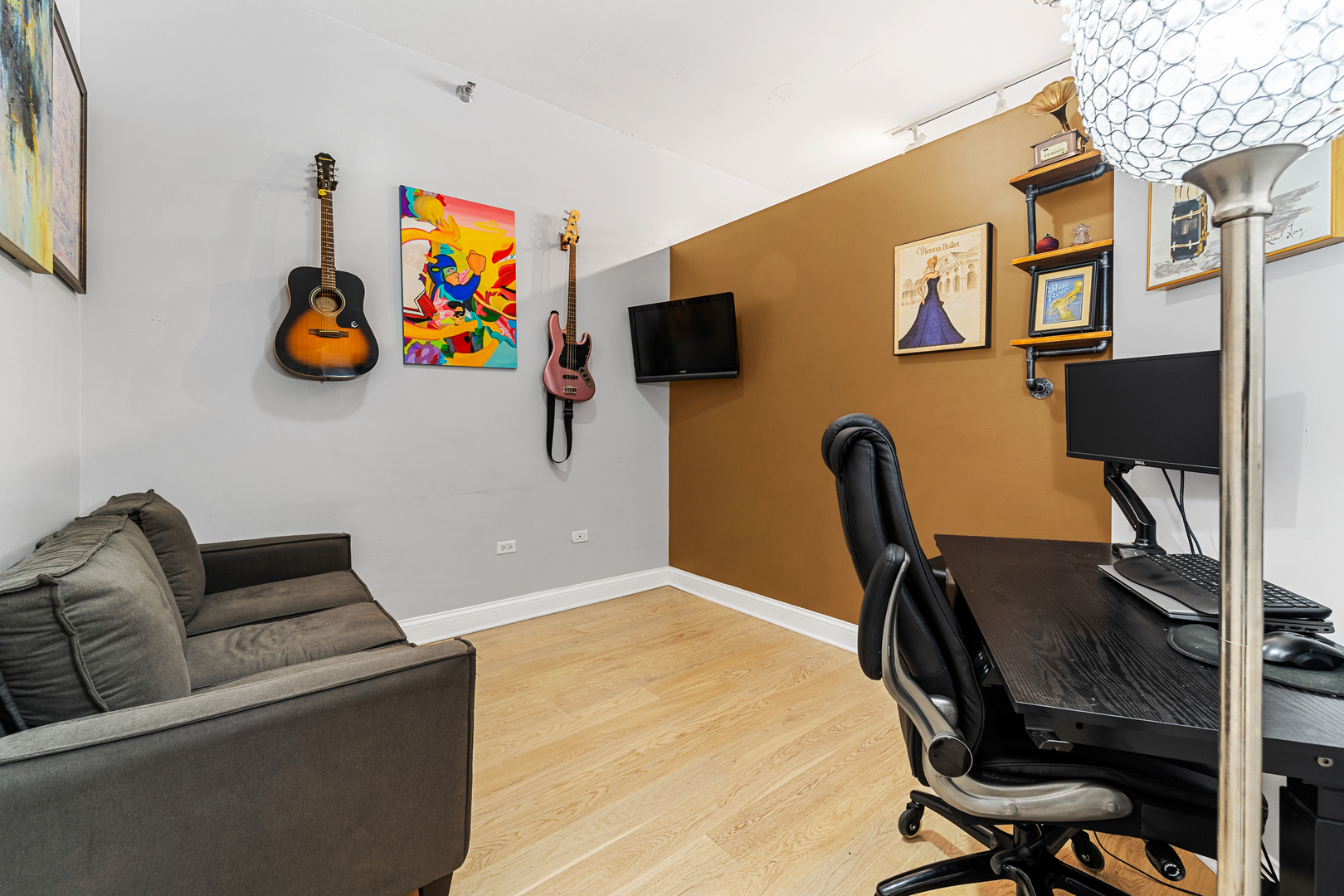 1464 S MICHIGAN Avenue Unit: 602