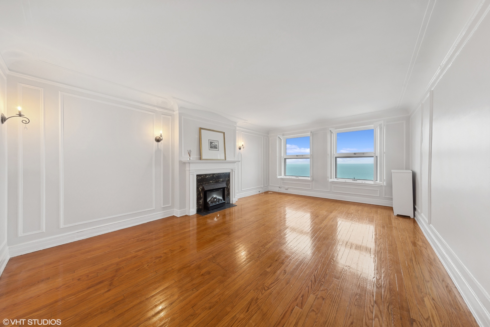 4940 S East End Avenue Unit: 18A