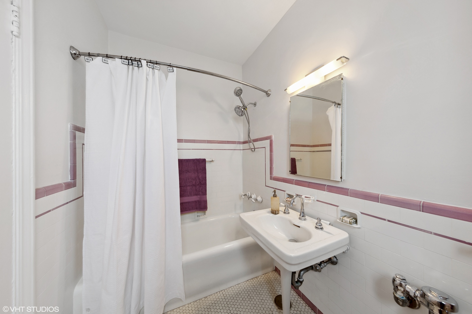 4940 S East End Avenue Unit: 18A