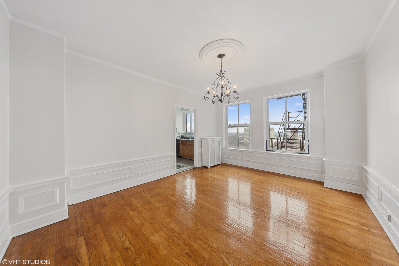 4940 S East End Avenue Unit: 18A