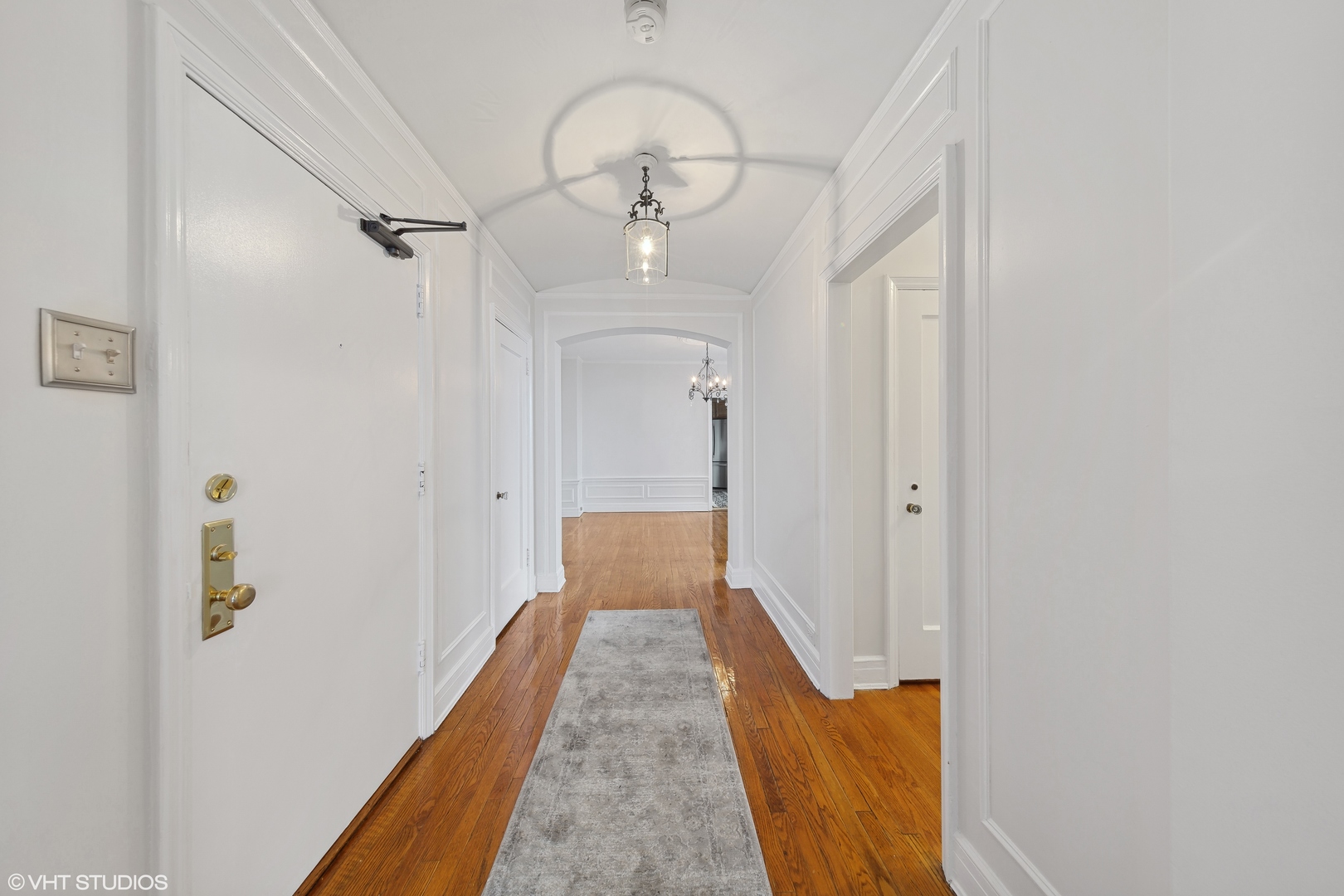 4940 S East End Avenue Unit: 18A