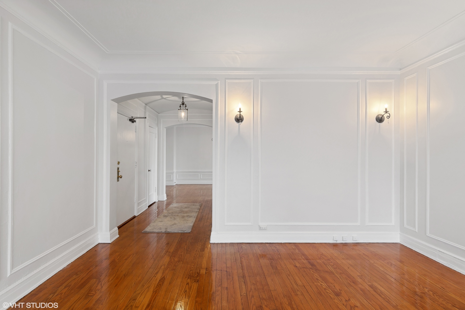 4940 S East End Avenue Unit: 18A