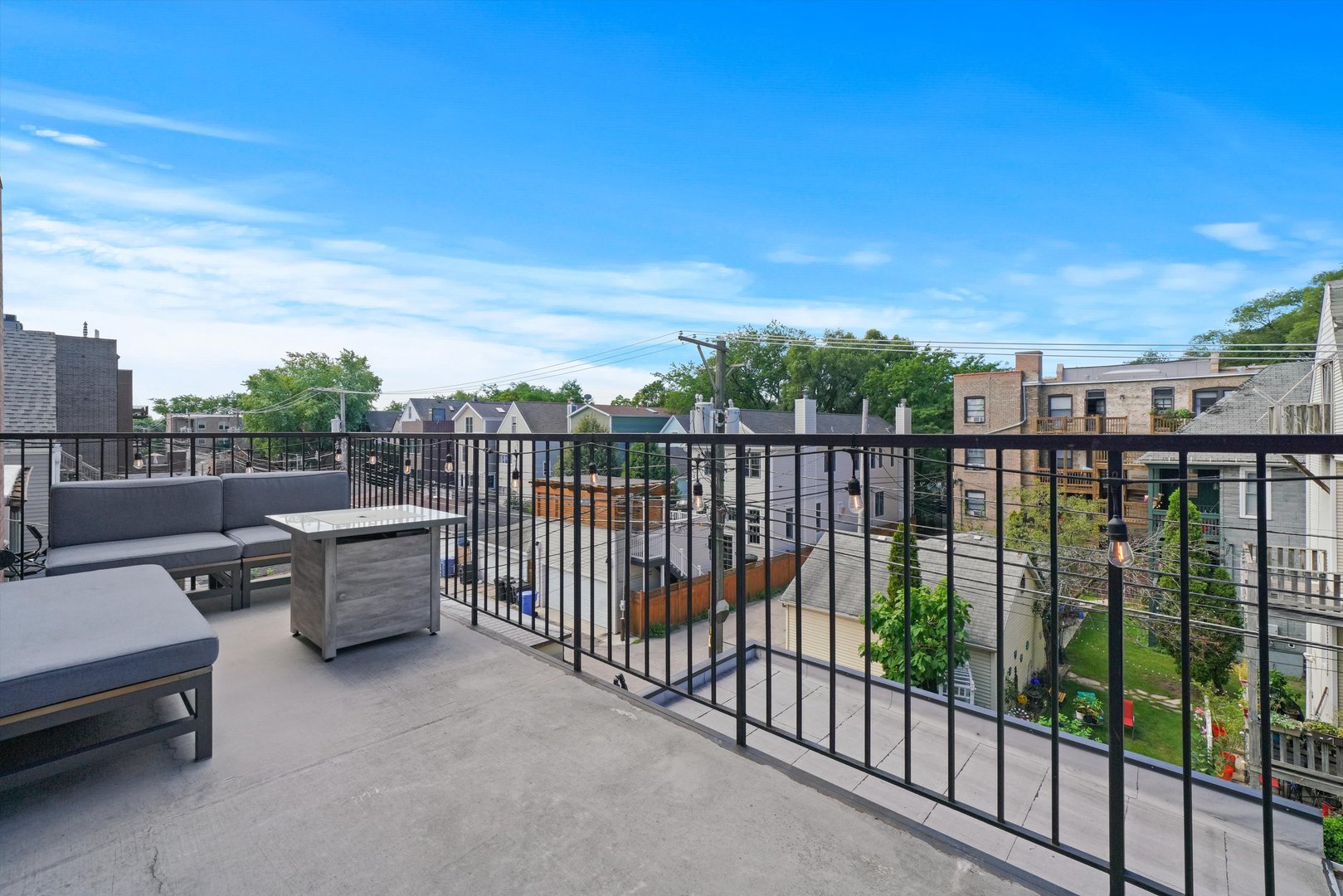 3748 N Ashland Avenue Unit: 3N
