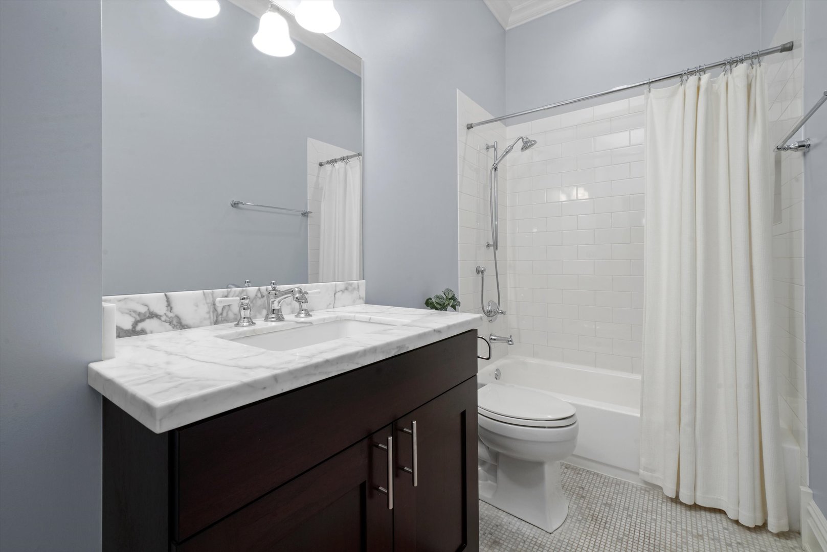 3748 N Ashland Avenue Unit: 3N