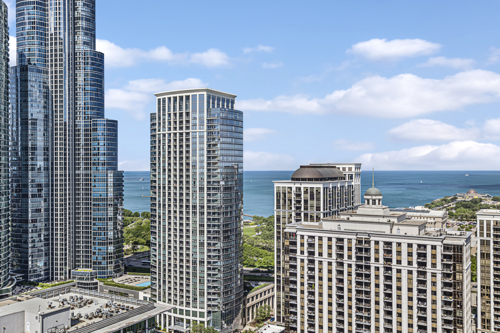 100 E 14th Street Unit: 2710