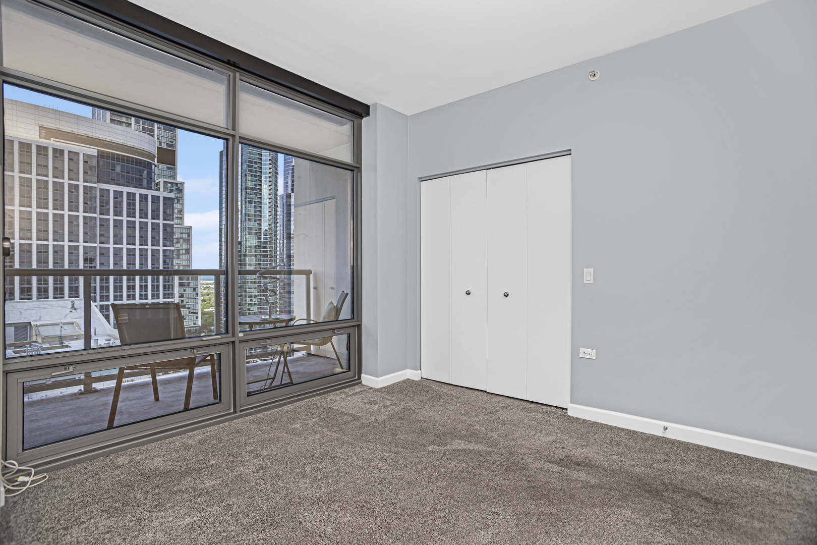 100 E 14th Street Unit: 2710