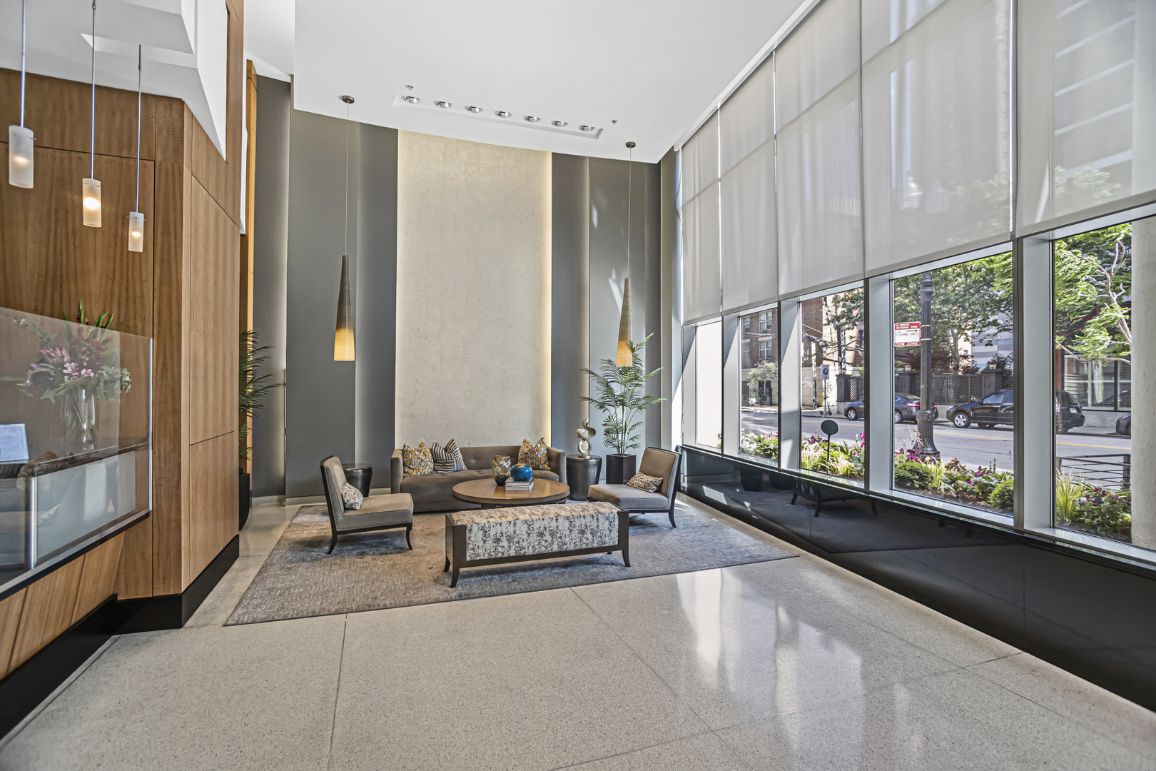 100 E 14th Street Unit: 2710