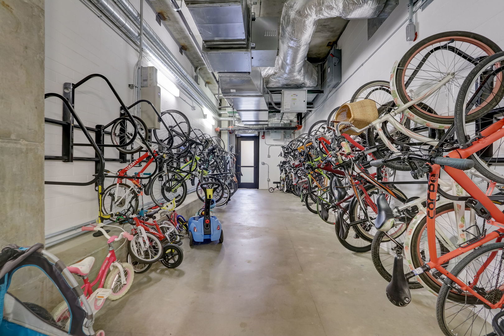 111 S Peoria Street Unit: 405