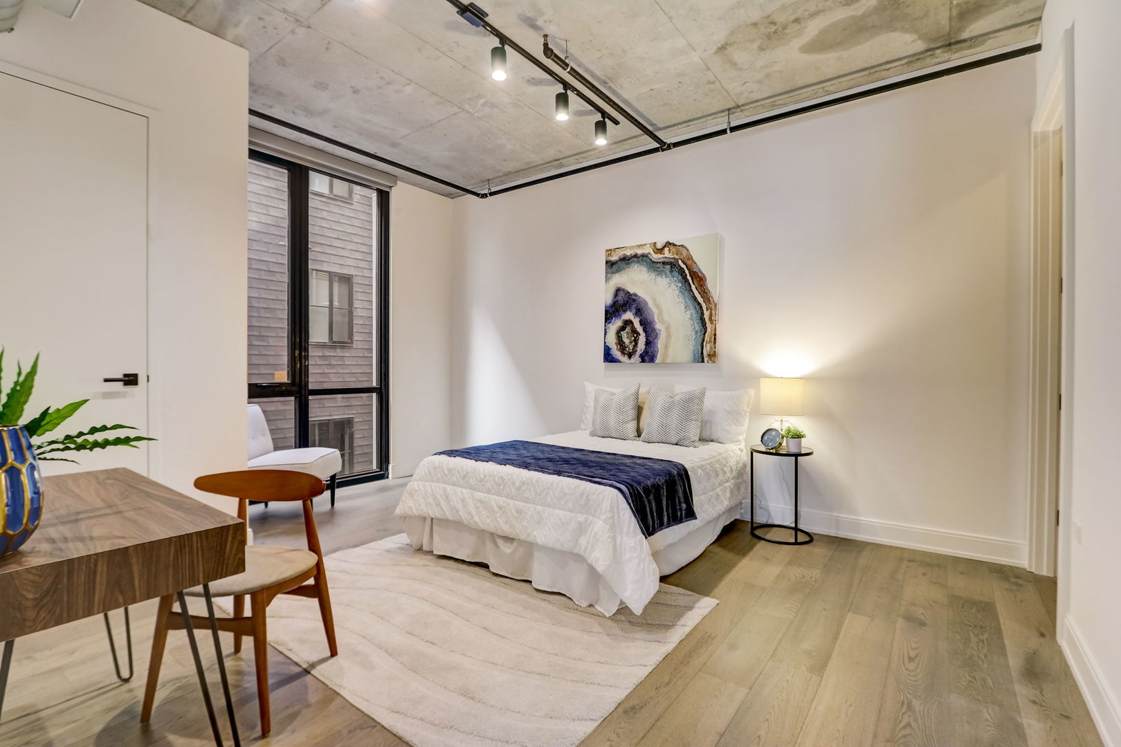 111 S Peoria Street Unit: 405