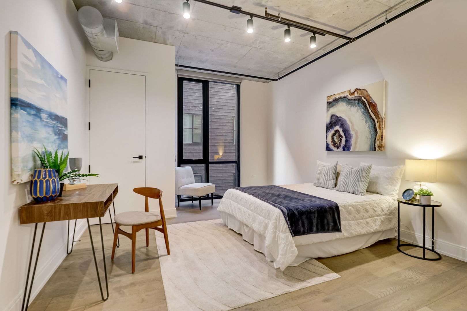 111 S Peoria Street Unit: 405