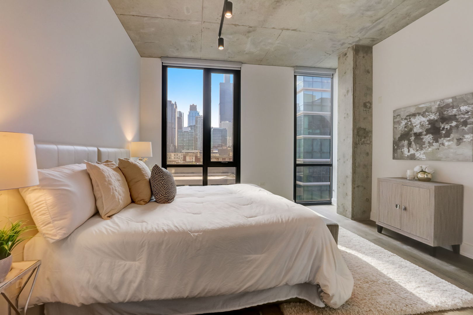 111 S Peoria Street Unit: 405