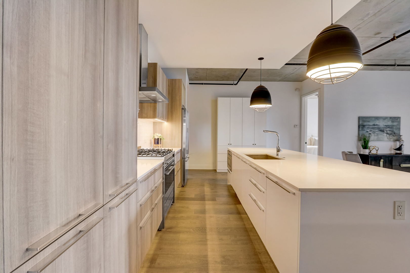 111 S Peoria Street Unit: 405