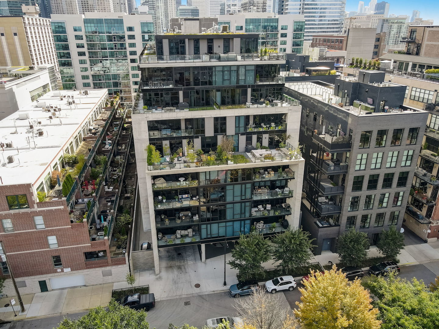 111 S Peoria Street Unit: 405