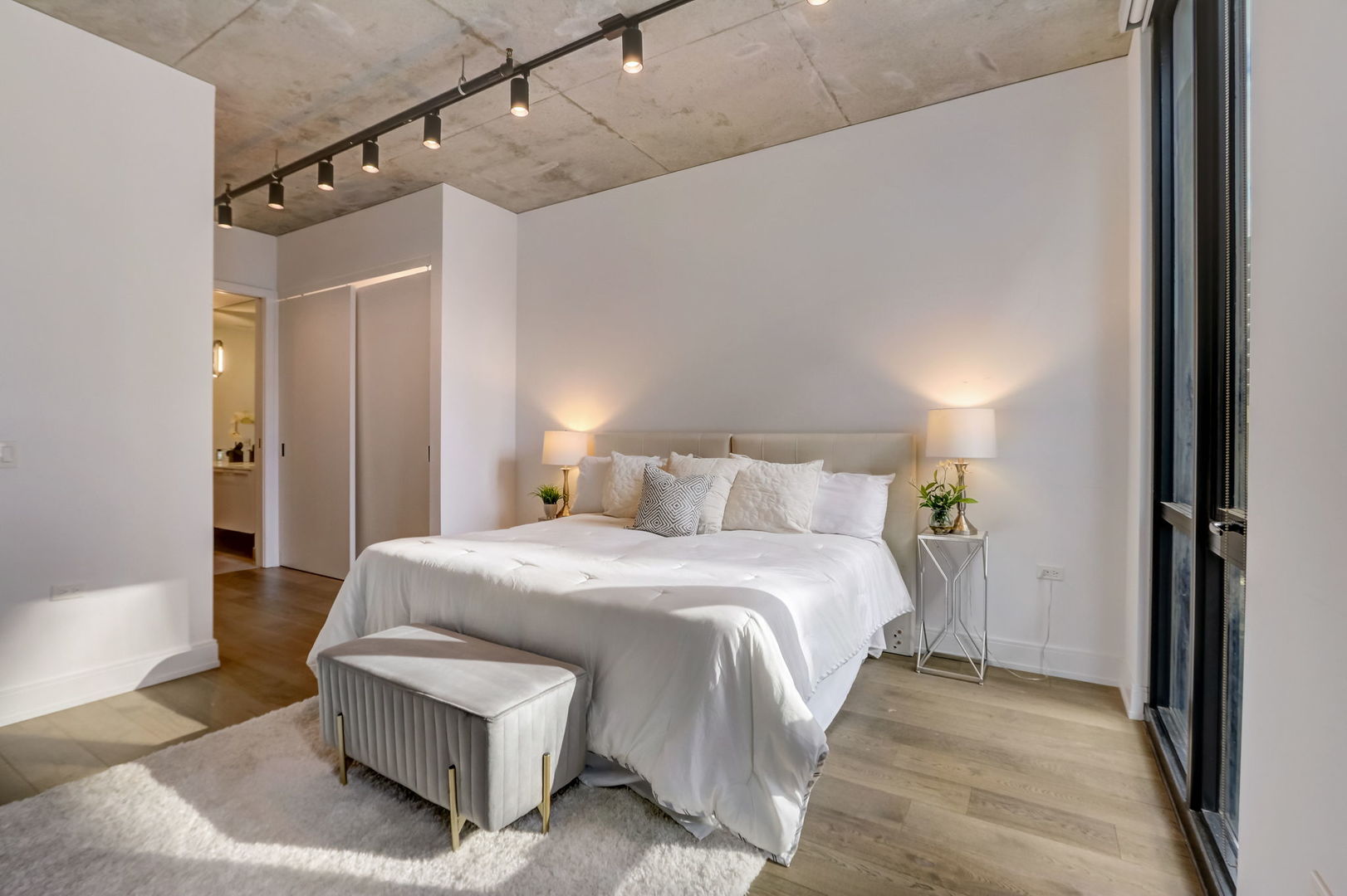 111 S Peoria Street Unit: 405