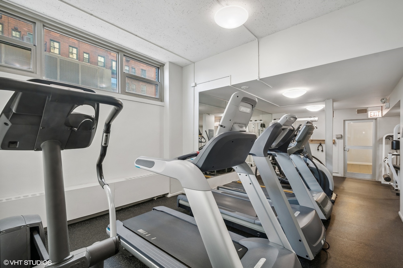 1550 N Lake Shore Drive Unit: 24C