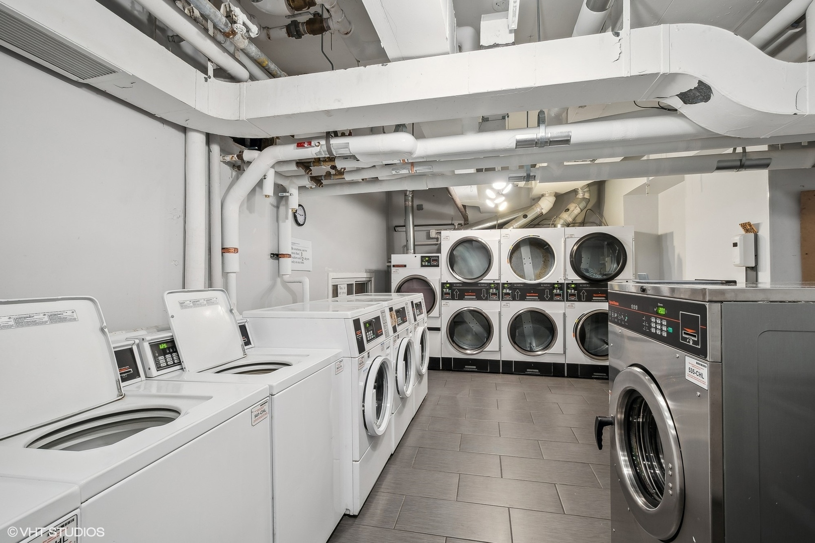 1550 N Lake Shore Drive Unit: 24C