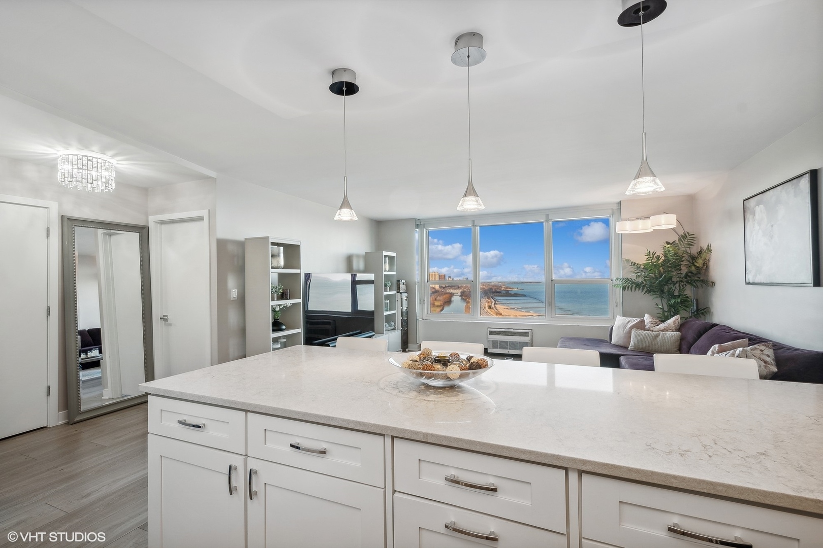 1550 N Lake Shore Drive Unit: 24C