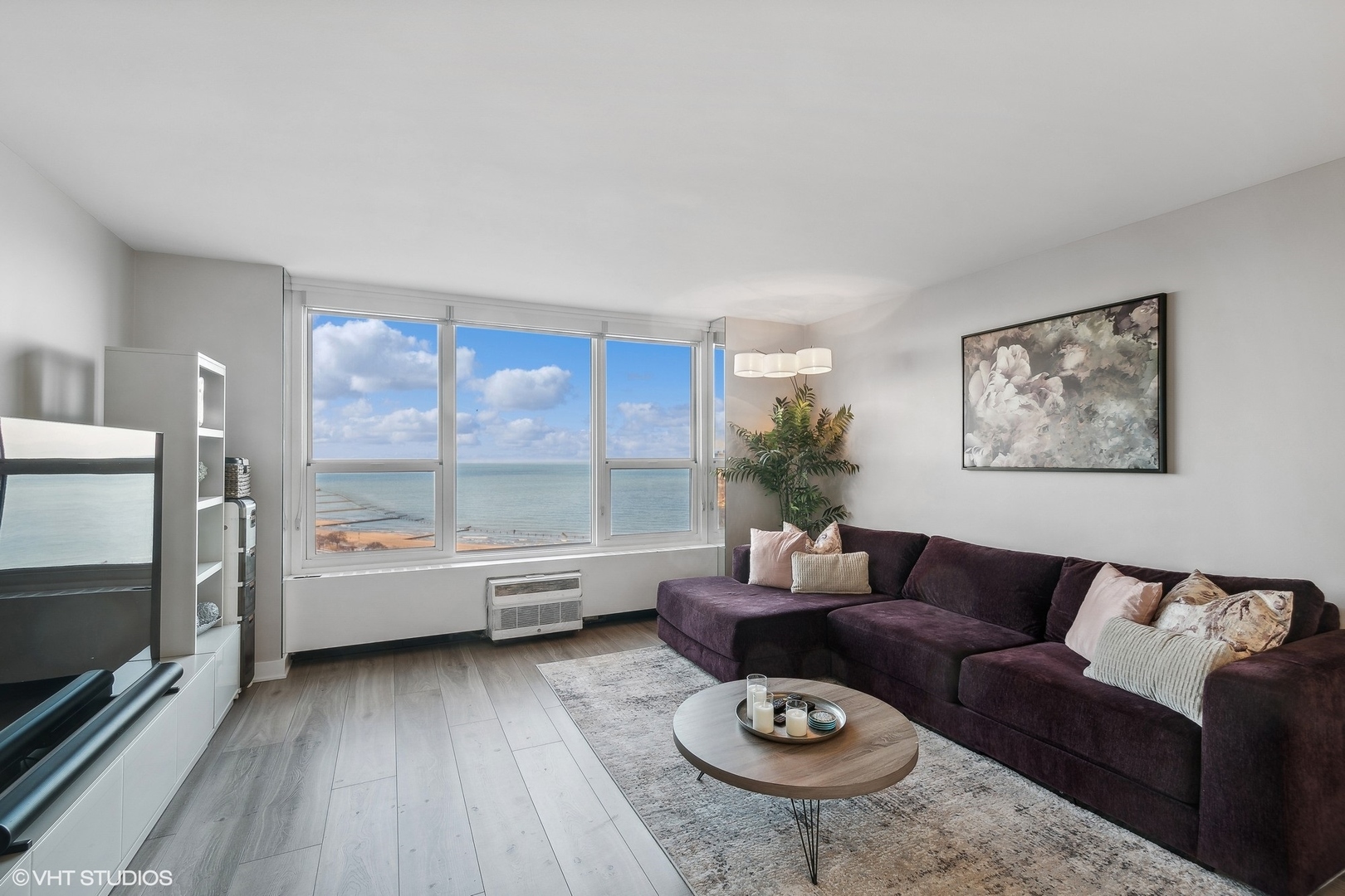 1550 N Lake Shore Drive Unit: 24C