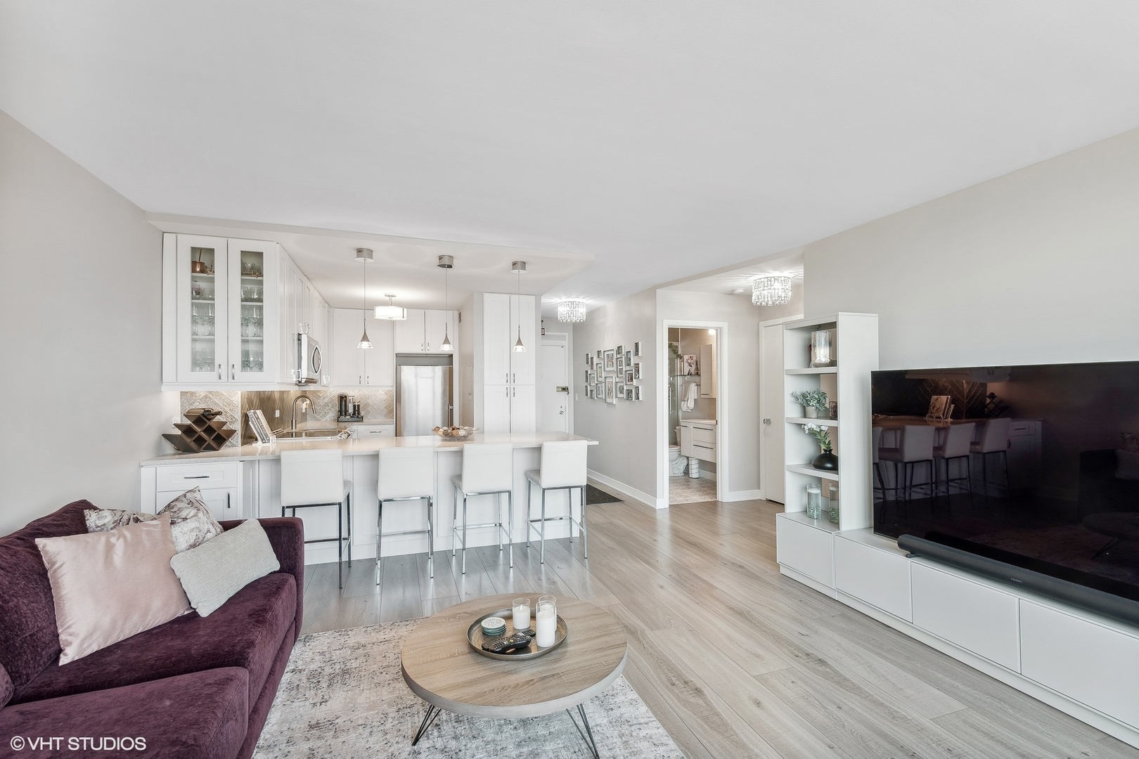 1550 N Lake Shore Drive Unit: 24C